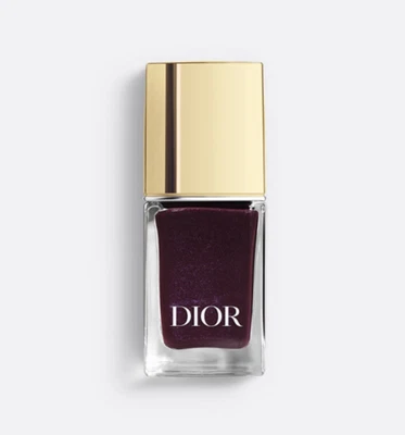 Esmalte de uñas Dior Vernis #690 Plum Parade” edición limitada vacaciones 2025 Foto 1 de 4