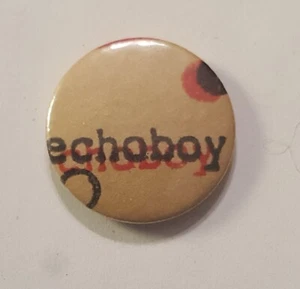 Botón Pinback ECHOBOY ELECTRÓNICO Sintetizador Reino Unido Raro Aphex Tableros Gemelos de Canadá - Imagen 1 de 4