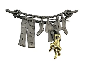Vtg AJC Cat Kitty Hanging on Laundry Clothesline Dangling Brooch Pin 3” x 2” - Picture 1 of 6