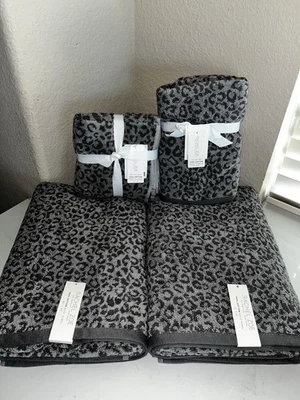 8-NWT RACHEL ZOE GRAY AND BLACK LEOPARD DESIGN REVERSIBLE TOWEL SET - Изображение 1 из 4