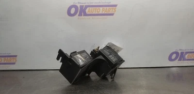 Chevy Camaro SS 2000 caja de fusibles motor 5,7 L Foto 1 de 4