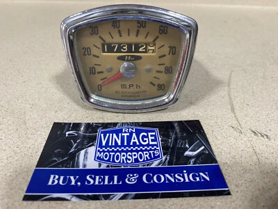 1959-64 Honda C-95 Baby Dream 150 Benly Gold Face Speedometer Tested Rare Used - Image 1 of 4