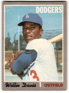 1970 O-Pee-Chee Willie Davis #390 Los Angeles Dodgers