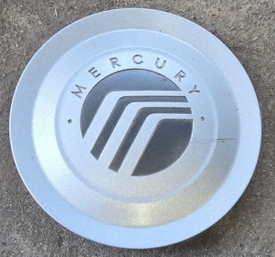 (1) Tapacubos central de llantas de aleación plateada Mercury Grand Marquis LS 2006-2010 FABRICANTE DE EQUIPOS ORIGINALES #0B Foto 1 de 4