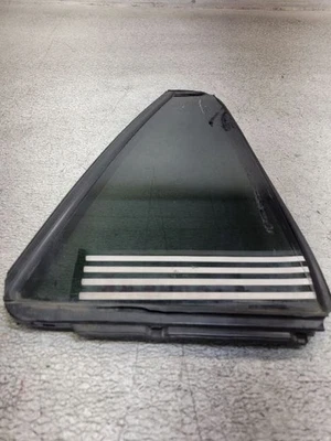 Subaru Legacy Outback 2012-2014 pasajero trasero puerta derecha ventilación vidrio 62012AJ34A  Foto 1 de 4