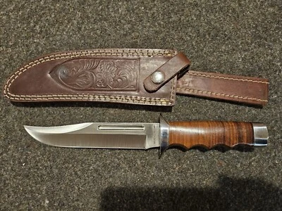 Cuchillo de hoja fija Boker "M" Magnum #440A. OAL 11". Hoja 6-1/4". Foto 1 de 4