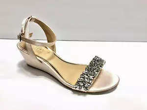 Badgley Mischka, Women’s Bellevue Light Pink Satin Wedge Sandals, Size 5M - Picture 1 of 7