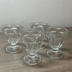 Vintage Anchor Hocking Ice Cream Sundae Pedestal Glass Tulip Parfait Bowl 4" - Picture 1 of 15
