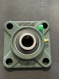 1 NEW PGN F204 4 BOLT FLANGE MOUNT W/ UC204-12 BEARING - Picture 1 of 5