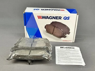 Pastillas de freno de disco traseras de cerámica QuickStop Wagner ZD711 para Ford F-150 Heritage 2004 (1A Foto 1 de 4