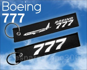 Keychain BOEING 777 Pilot Aircraft Flight Dispatcher Crew Air Hostess Stewardess - Picture 1 of 3
