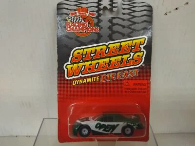 STREET WHEELS DINAMITE DIE CAST OPEN WHITE/GREEN apx 1:64 RACING CHAMPIONS - Imagen 1 de 2