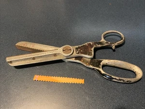 Antike große Zackenschere - CORP NY Made In New York USA - Bild 1 von 2
