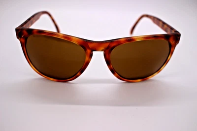 GAFAS DE SOL VUARNET POUILLOUX V0.04 COL.269 54/24 Foto 1 de 4