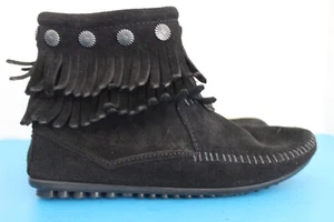 Minnetonka Damen-Mokassin-Stiefeletten mit Fransen ~ Wildlederleder ~ Größe 6,5 ~ Schwarz - Bild 1 von 8