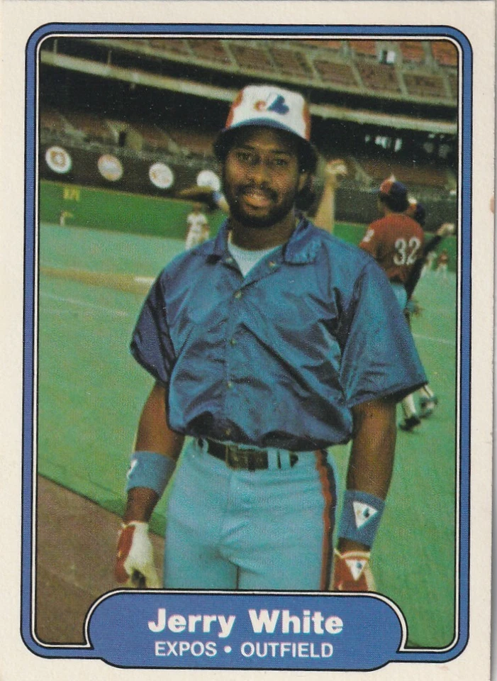 FREE SHIPPING-MINT-1982 Fleer Jerry White #211 EXPOS PLUS BONUS CARDS - Image 1 of 1