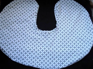 Boppy Infant Pillow Cover Gray White Print - Picture 1 of 4