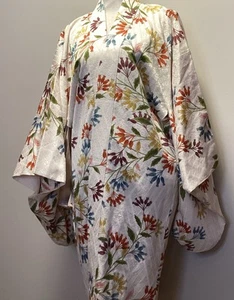 100% Silk Robe KimonoLong Sleeve One Size Beautiful - Picture 1 of 8