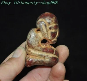 2.4" China Hongshan Cultura Antiguo Jade Tallado Extraño Arrodillado Persona Estatua Colgante - Imagen 1 de 6