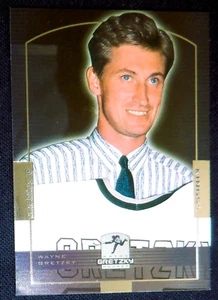 Upper Deck Wayne Gretzky Hockey card HOF-12, 1999 -00 NHL, Los Angeles Kings - Picture 1 of 2
