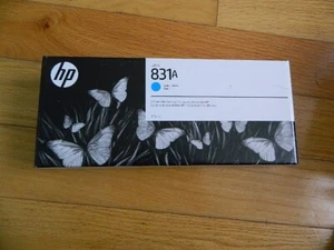 2027 GENUINE HP 831A CYAN LATEX CARTRIDGE CZ683A 310 330 360 370 560 570 SEALED - Picture 1 of 2