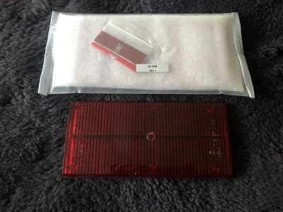 Rolls-Royce Camargue 1976-86 Lente de lámpara trasera izquierda roja CD5841 NOS OEM NUEVO Foto 1 de 4