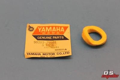 NOS Yamaha Plate Washer 76 IT400 76 YZ400 76-77 YZ100 PART # 90202-22091-00 - Image 1 of 4
