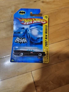 Hot Wheels Batman 1966 TV Series Batmobile Die-Cast Car 2007 Collector #15 - Picture 1 of 2