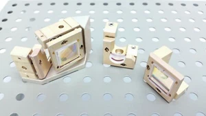 ultrafast pulse stretcher compressor amplitude systemes femtosecond laser optic - Picture 1 of 3