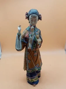 Vintage 12 Zoll Chinesische Porzellan ShiWan Dame Figur RAR - Bild 1 von 16