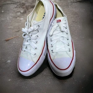 Pre-loved Damengröße 7 – Converse Chuck Taylor All Star niedrig optisch weiß - Bild 1 von 9