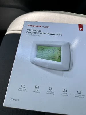Honeywell Home RTH7600D 7-Day Programmable Touchscreen Thermostat White - Image 1 of 4