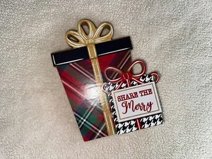 Ashland NWT Share the Merry Present Gift Wooden Holiday Christmas Table Decor Si - Picture 1 of 2