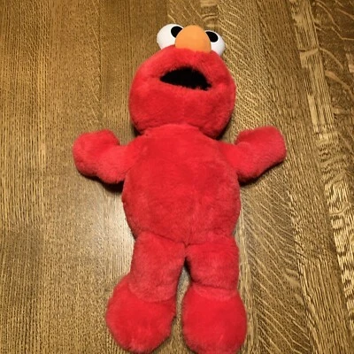 复古 Tickle Me Elmo 会说话毛绒娃娃 15 1997 — 第 1/3 张图片