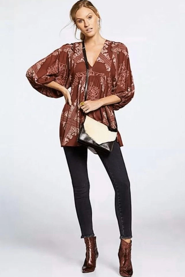 People Girl Talk Printed Tunic Top Size XS OB1013592