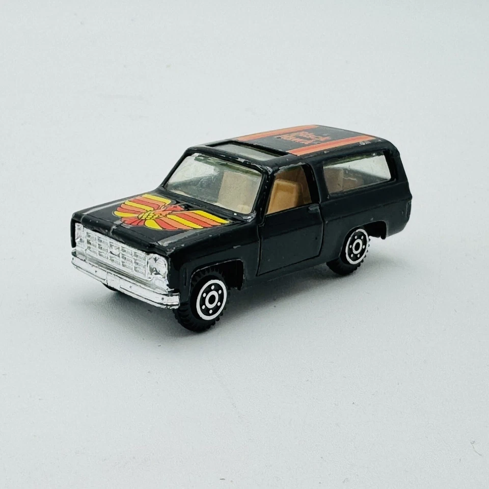 Vintage Super Nice Yatming Black Hawk Chevy Blazer # 1064 1:64 - Image 1 of 4