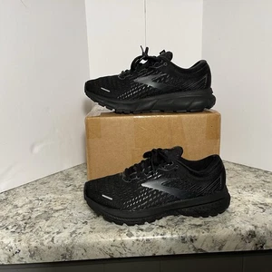Zapatos para correr Brooks Ghost 13 para mujer talla 6,5 negros sobre negros anchos - Imagen 1 de 6