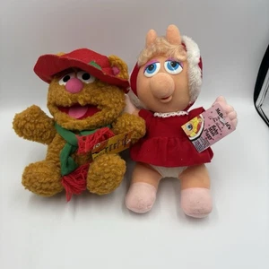 McDonalds Jim Henson Muppet Babys Weihnachten Miss Piggy & Fozzie Bär Plüsch Neu mit Etikett - Bild 1 von 6