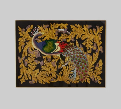 Mantel individual de vidrio con diseño de pavo real hoja dorada negra Nomi K $194 Foto 1 de 4