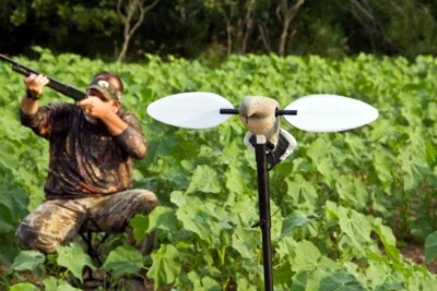 MOJO OUTDOORS MOTORIZED SPINNING WING VOODOO DOVE DECOY HW-2300 NEW - Image 1 of 4