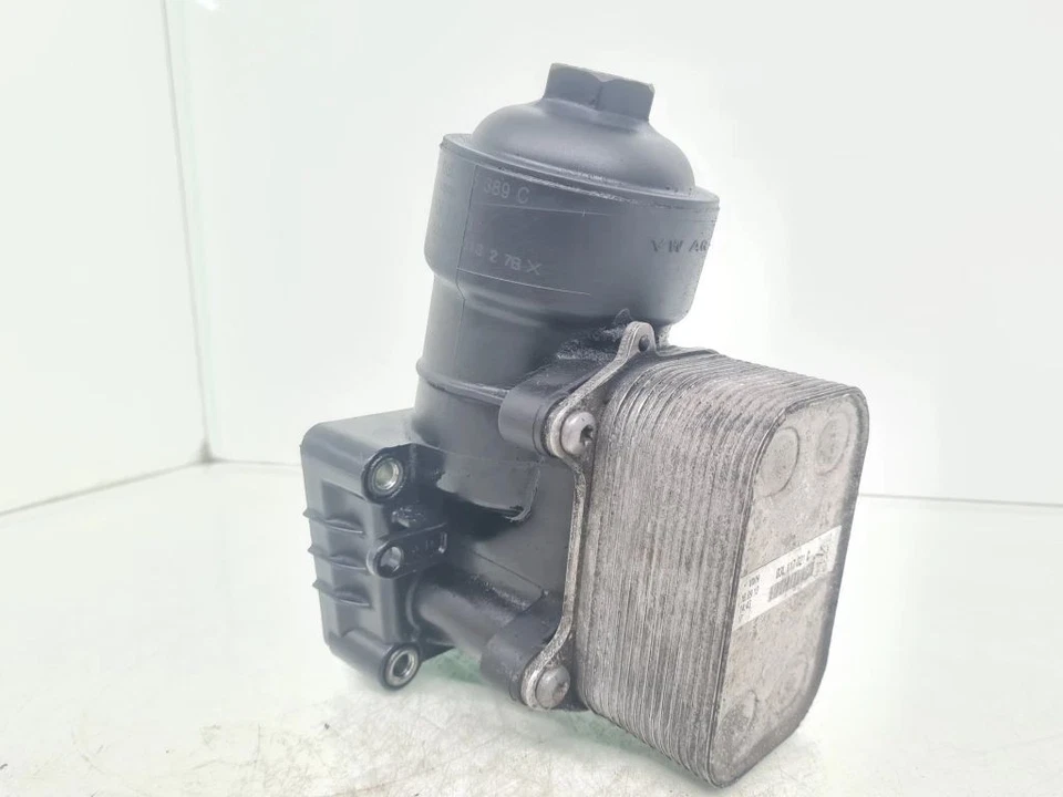 Soporte de montaje filtro aceite diésel Volkswagen Tiguan 2014 03L117021C ARA308946 Foto 1 de 4