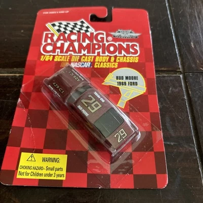 Racing Champions NASCAR 1/64 diecast #29 Ford Torino Cobra Bud Moore 1969 nuevo en paquete Foto 1 de 4