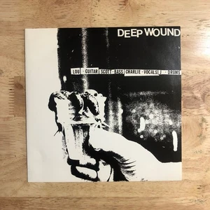 EP 80's USHardCore's only work featuring Dinosaur JR's J and Lou Barlow DEEP - Imagen 1 de 5