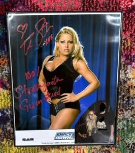 TRISH STRATUS Signed 8x10 Photo Wrestling Autograph Wrestler Autographed WWE UPN - Picture 1 of 1