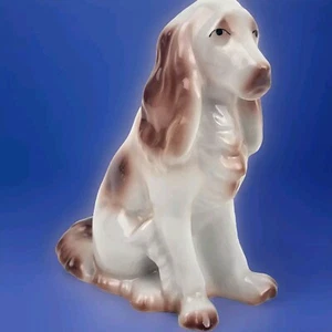 Hollohaza Cocker Spaniel Dog Porcelain Figurine 1950 Sitting Vintage Brown White - Picture 1 of 8