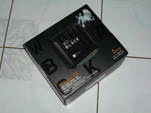 WD Black 1TB D50 Game Dock NVMe SSD, RGB with Thunderbolt 3 Connectivity - NEW!! - Picture 1 of 5