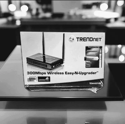 TRENDnet 300Mbps Wireless Easy-N-Upgrader Model TEW-637AP - Image 1 of 4