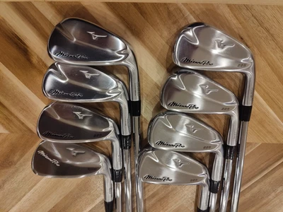Mizuno Pro 225 iron set 4-P and 245 GW Dynamic Gold S300 +3/4" Right Hand - Image 1 of 4