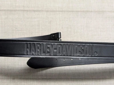 Винтажный сделанный в США ремень с пряжкой HARLEY DAVIDSON 42 черный с НАДПИСЬЮ кожа ВЕСТЕРН - Изображение 1 из 4