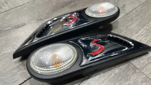 07-13 MINI COOPER R56 R55 R57 S FENDER TURN SIGNAL LEFT/RIGHT SET - Picture 1 of 5